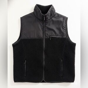 Gap | Women’s Black Sherpa Puffer Vest Mixed-Media With Pockets 22” PTP